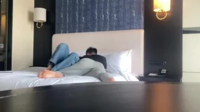 真实偷情这骚女太骚了淫语挑逗