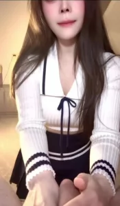 广东小网红给你舔舒服